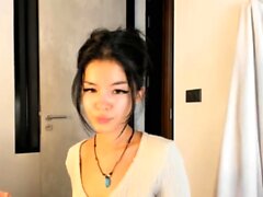 Japanese teen hardcore masturbating at Asian chatroom