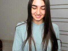 Amateur Webcam Teen Masturbates And Teases