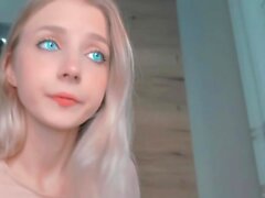 Sexy Webcam Teen Does A Striptease