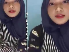 hijab likes to drink cum