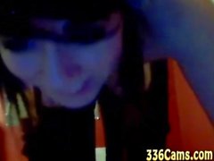Britni Age 19 USA Girl Show Her Tits On Webcam